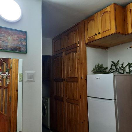 Deny Apartman Sfântu-Gheorghe Exteriör bild