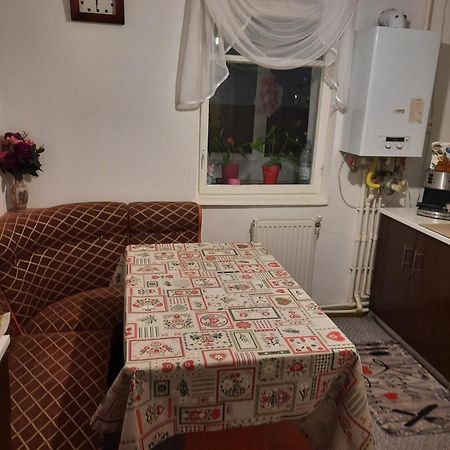 Deny Apartman Sfântu-Gheorghe Exteriör bild