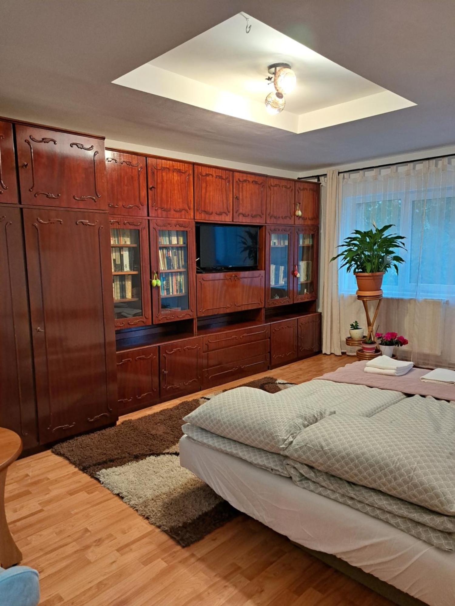 Deny Apartman Sfântu-Gheorghe Exteriör bild